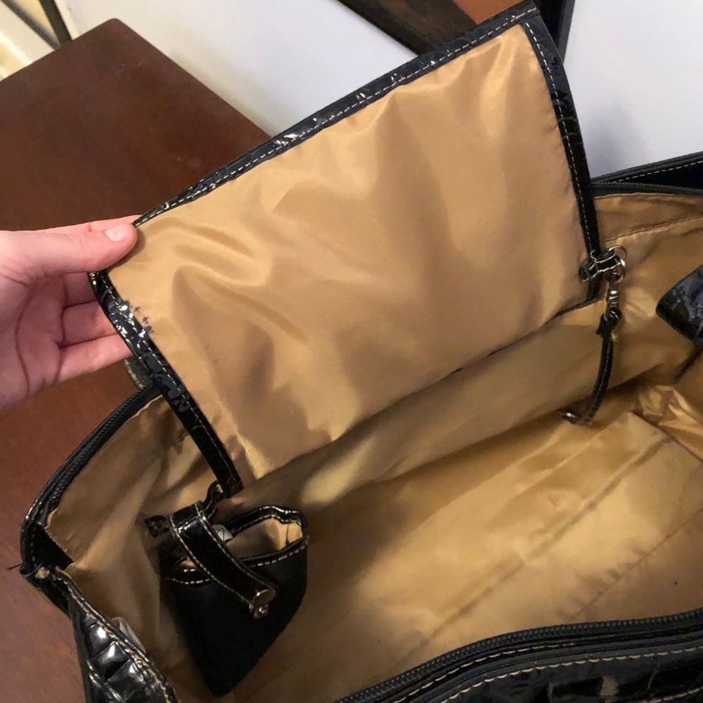 All Day Essentials Purse - Picture 4 of 6